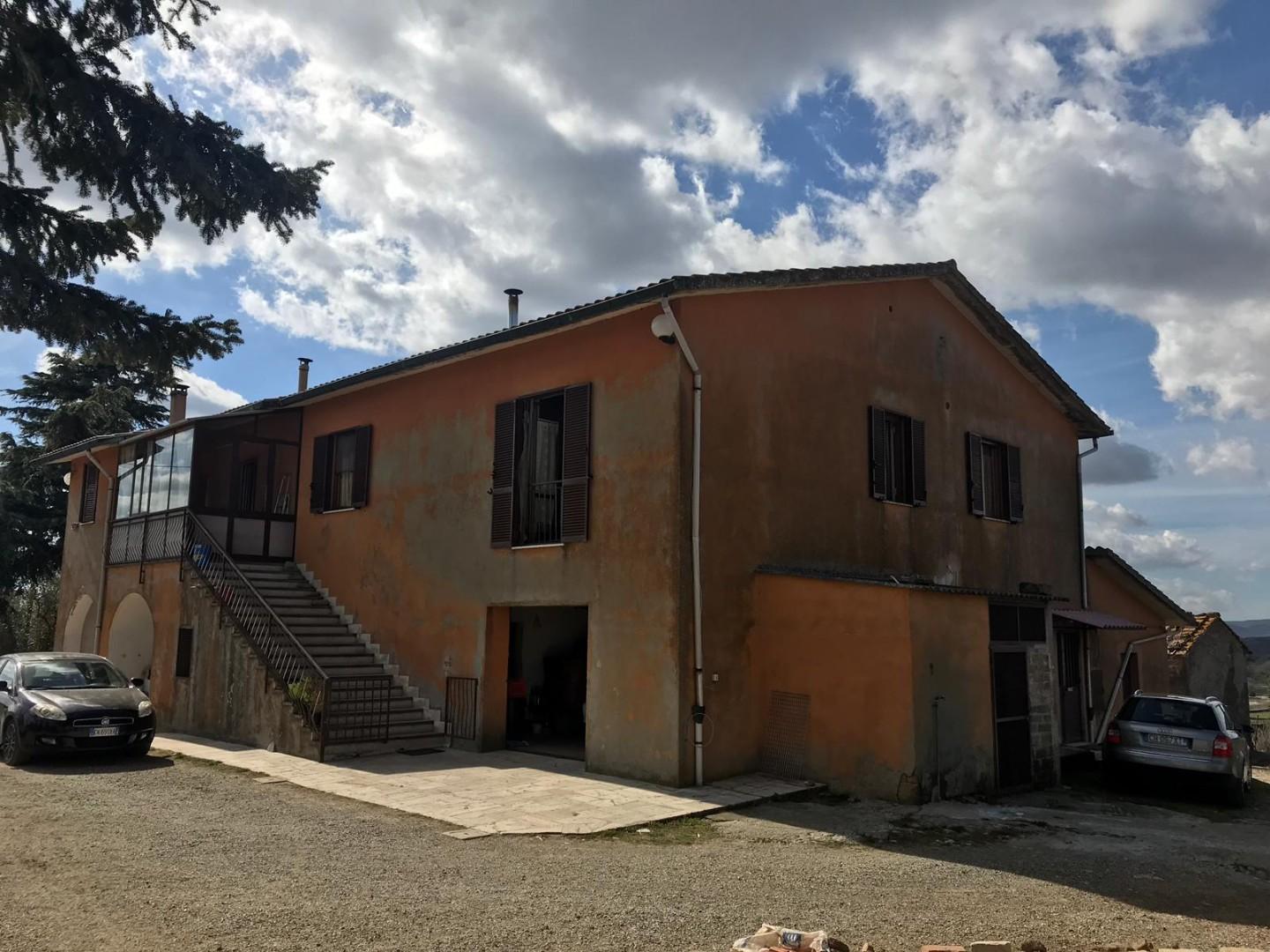 Casale in vendita a Sorano (GR)
