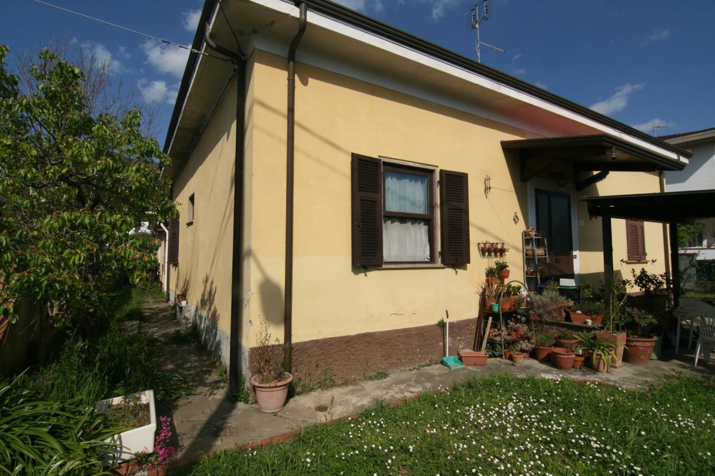 Casa singola in vendita a Carrara