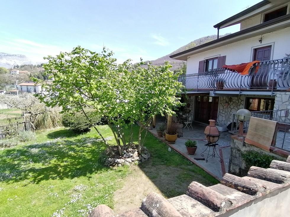 Villa in vendita a Carrara (MS)