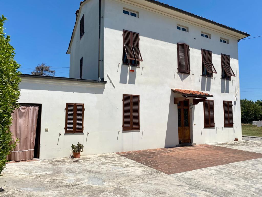 Villa singola in vendita a Lucca