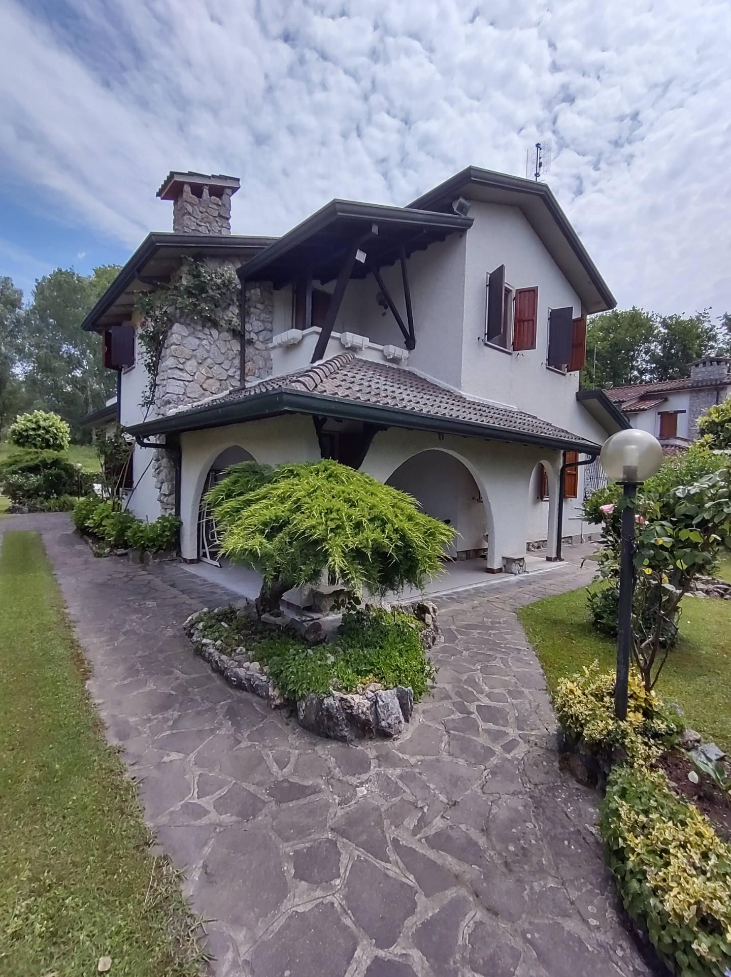 Villa singola in vendita a Montignoso (MS)