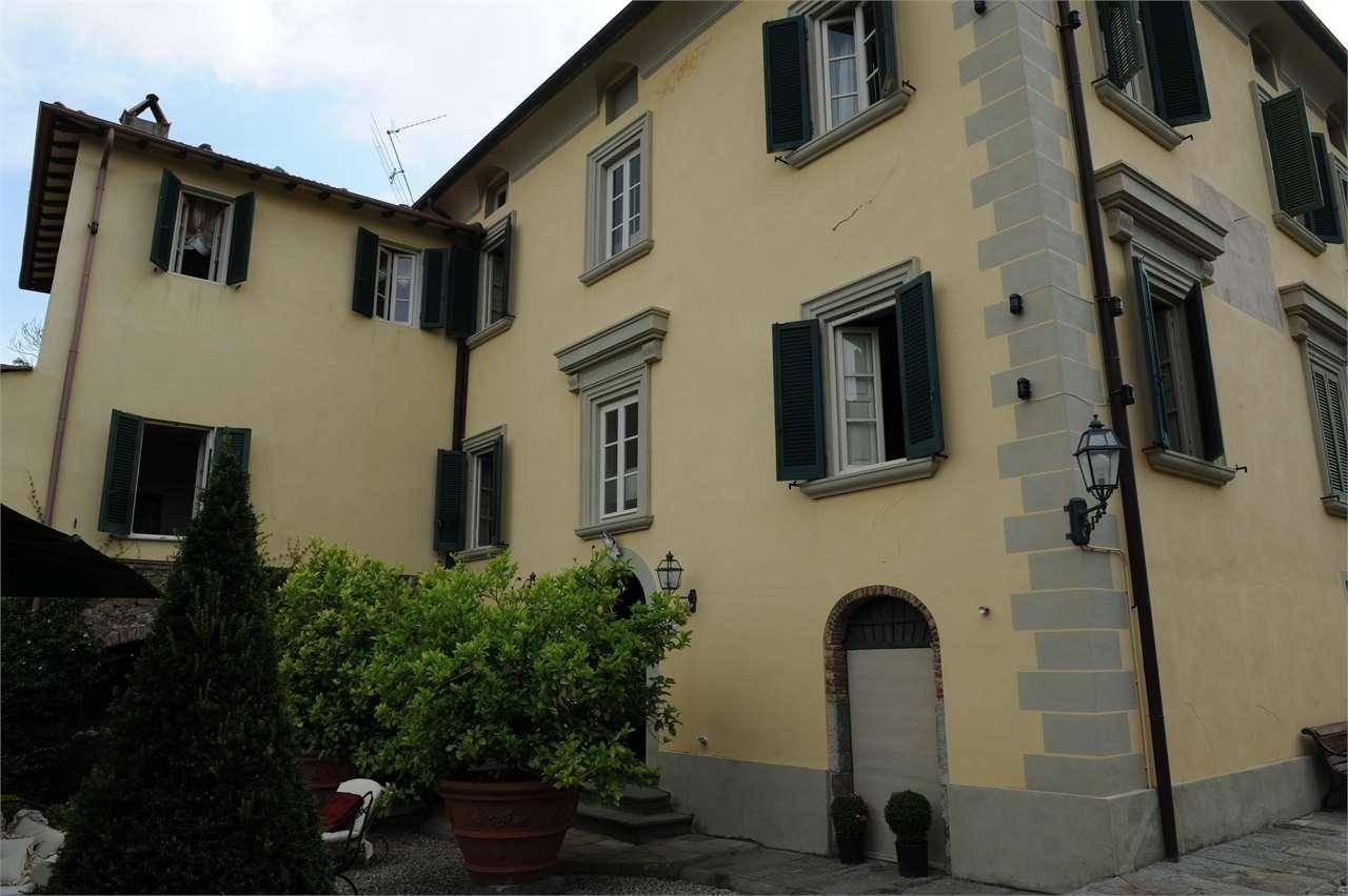 Edificio storico in vendita - Camaiore