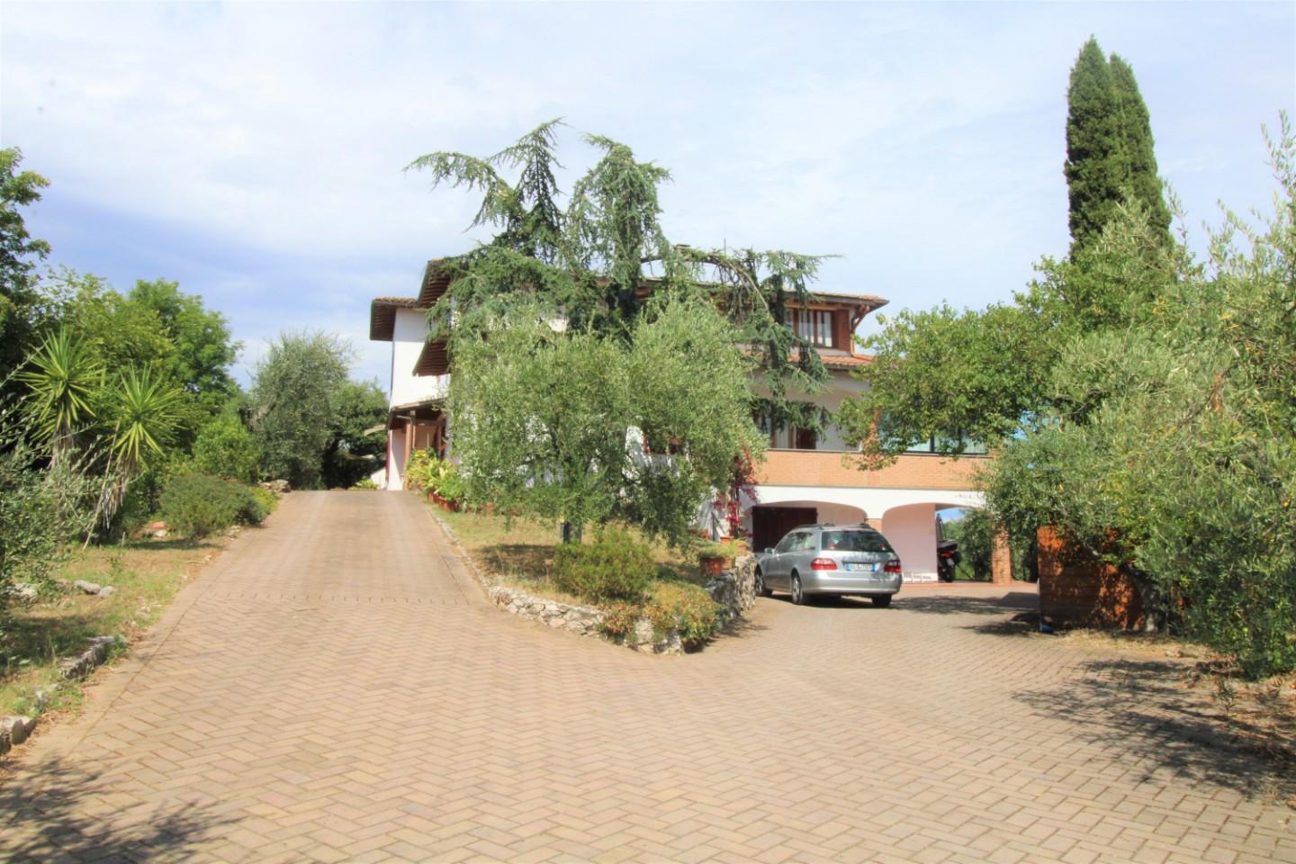 Villa in vendita - Montopoli in Val d'Arno