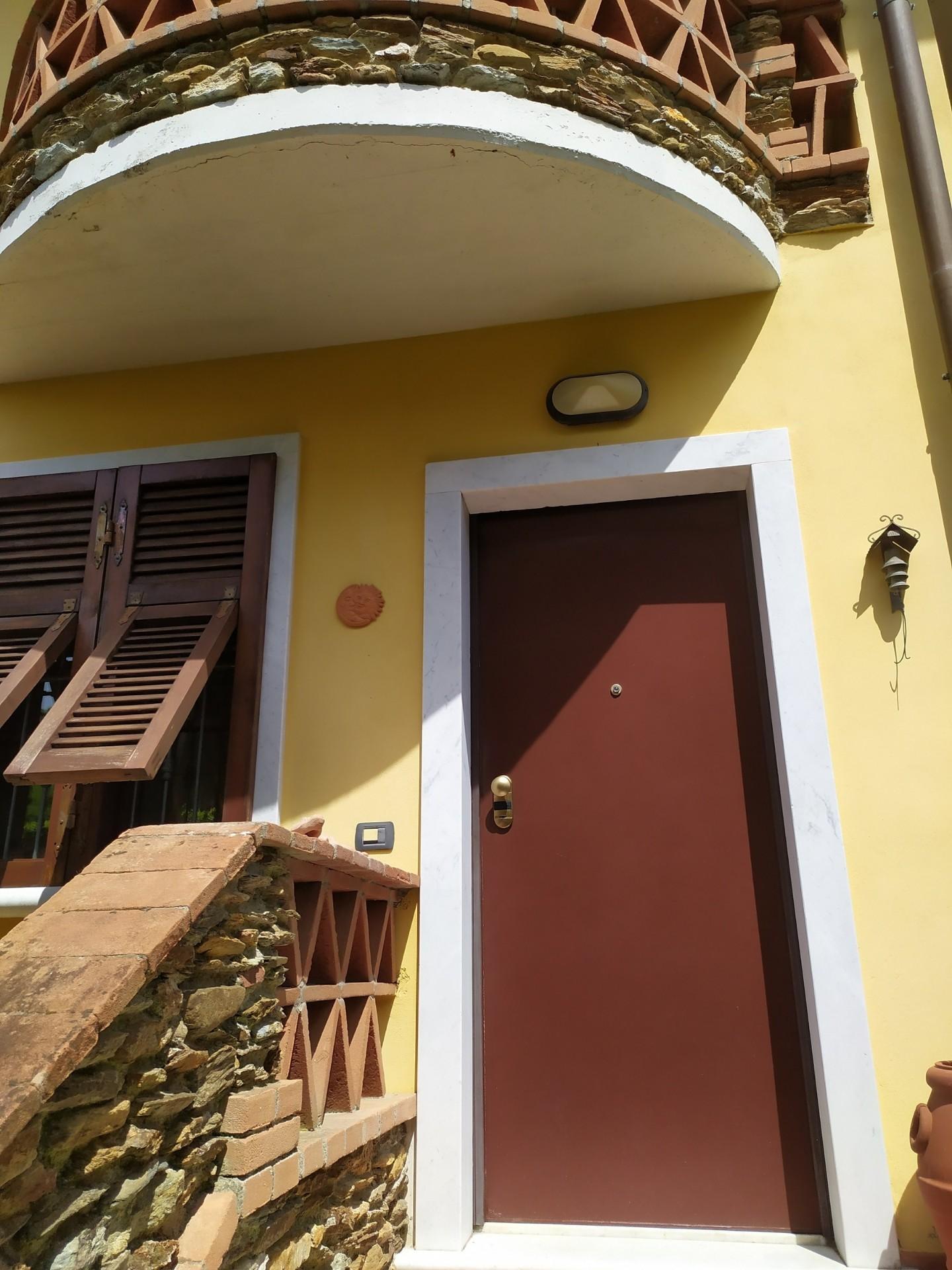 Porzione di casa in vendita - Bonascola, Carrara
