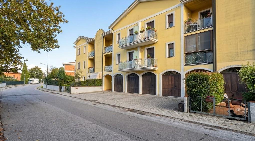 Appartamento in vendita a Santa Maria a Monte