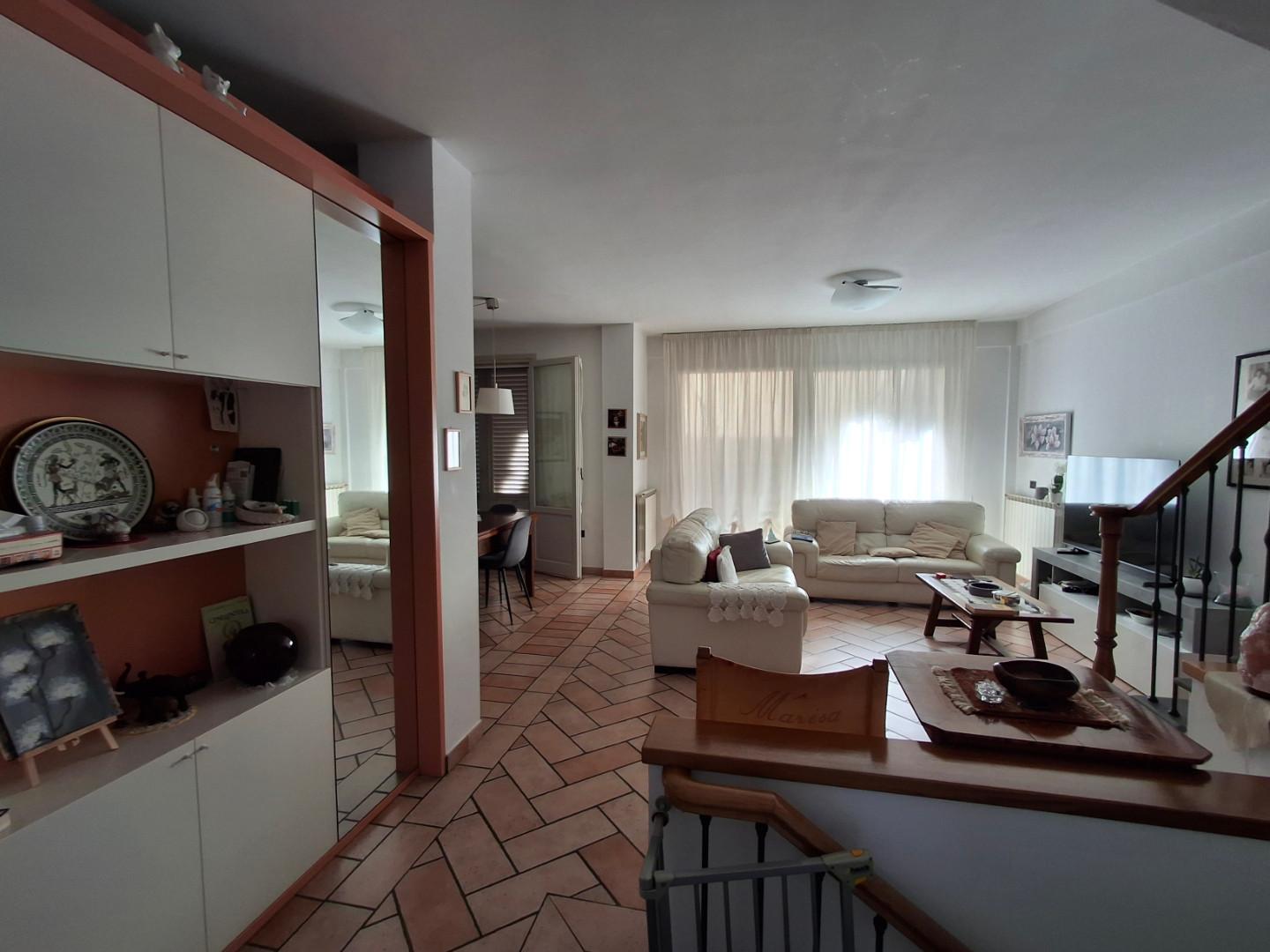 Villa - Capraia e Limite (3/44)