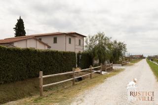 Villa on sale to Pisa (41/43)