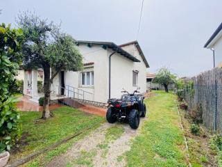 casa indipendente - Pietrasanta