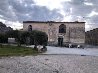Rustico in vendita a Colognole, San Giuliano Terme (PI)