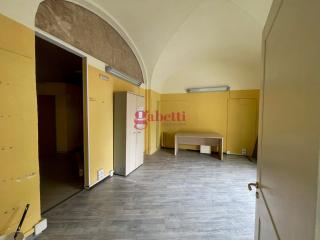 Fondo commerciale in vendita a Borghetto, Pisa (PI)