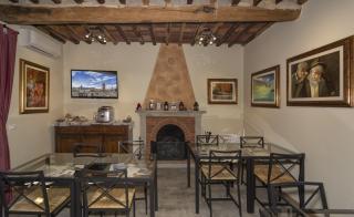 Bed&Breakfast on sale to Lucca (4/49)