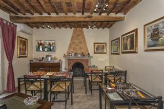 Bed&Breakfast on sale to Lucca (40/49)