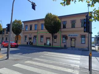 Fondo commerciale in affitto a San Concordio Contrada, Lucca (LU)