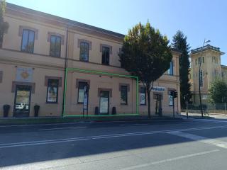 Fondo commerciale in affitto a San Concordio Contrada, Lucca (LU)
