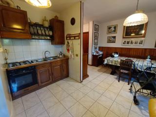 Appartamento in vendita a Castello, Firenze (FI)