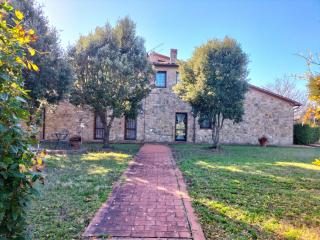 Country house on sale to Volterra (7/9)