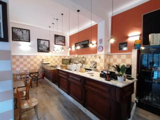 Bar in affitto a Centro, Carrara (MS)