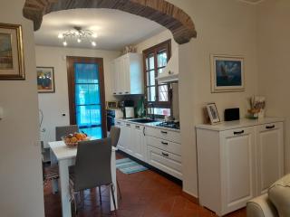 Casa indipendente in vendita a Orentano, Castelfranco Di Sotto (PI)