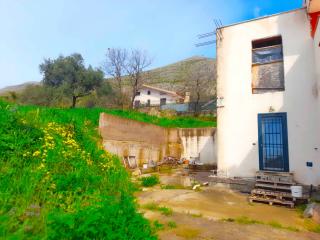 Porzione di casa in vendita a Castellonorato, Formia (LT)