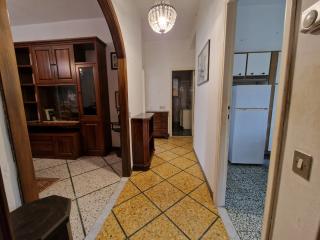 Appartamento in vendita a Centro, Carrara (MS)
