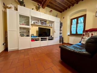 Appartamento in vendita a Piaggione, Lucca (LU)
