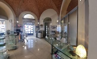 Fondo commerciale in vendita a Centro, Livorno (LI)