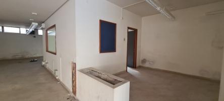 Ufficio in vendita a Centro, Carrara (MS)