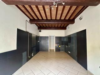 Laboratorio in vendita a San Marco, Lucca (LU)