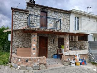 Villetta trifamiliare in vendita a Massa