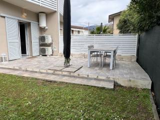 Appartamento in vendita a Montignoso