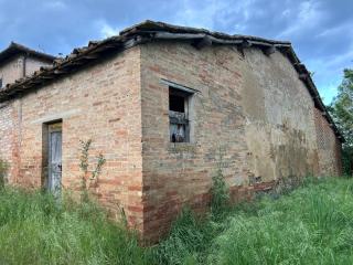 Fienile in vendita a Siena