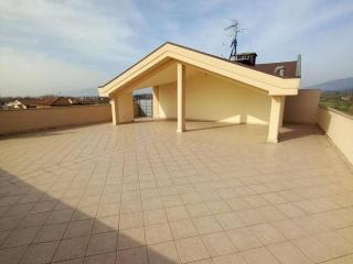 Attico in vendita a Massa e Cozzile