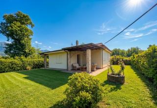 Villa in affitto a Massa