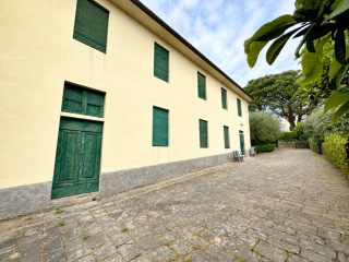 Casale in vendita a Uzzano