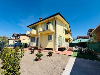 Villetta a schiera in vendita a Massa