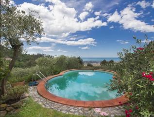 Villa in vendita a Massa