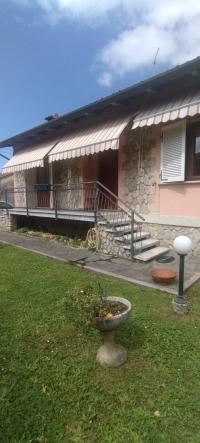 Casa singola in vendita a Massa
