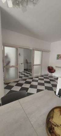 Appartamento in vendita a Carrara