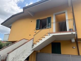 Appartamento in affitto a Uzzano