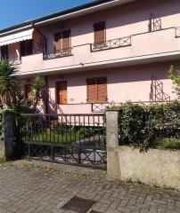 Villetta a schiera in vendita a Massa