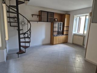 Appartamento in vendita a Carrara