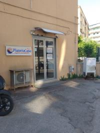Negozio in affitto a Vomero, Napoli (NA)