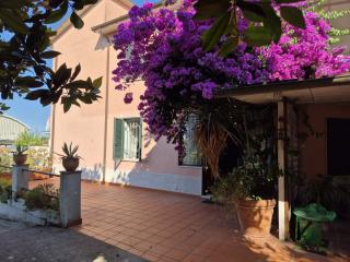 Casa singola in vendita a Carrara