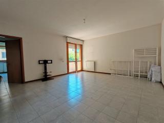 Appartamento in vendita a Massa