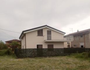 Casa singola in vendita a Massa