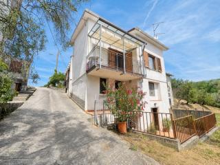 Casa semindipendente in vendita a Fivizzano