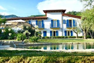 Struttura ricettiva / albergo in vendita a Massa