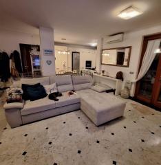 Appartamento in vendita a Carrara