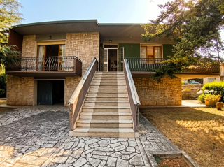 Villa in vendita a Sovicille