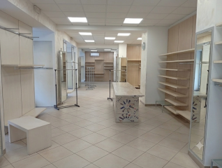 Negozio in vendita a Monsummano Terme